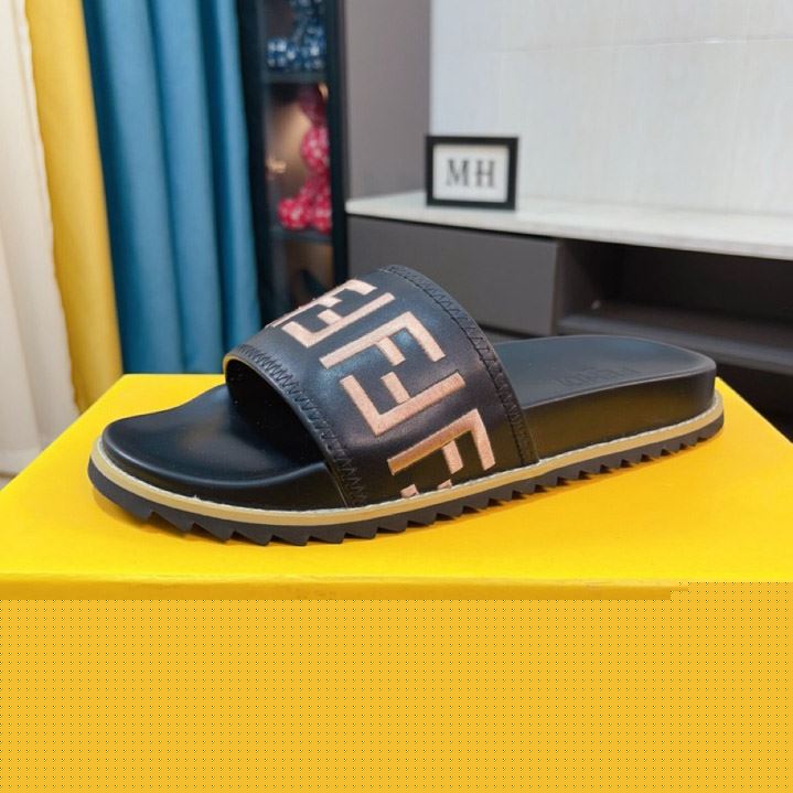 F**di slippers